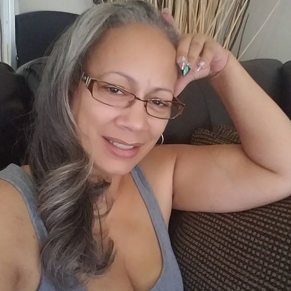 Meet your Posher, Tiffany - Picture 1 of 1